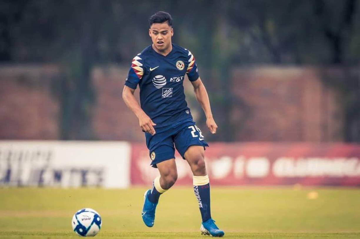 Hasta el momento, el joven futbolista no ha salido a dar declaraciones sobre el caso, pero se limitó a colocar en privado su cuenta oficial de Instagram.
