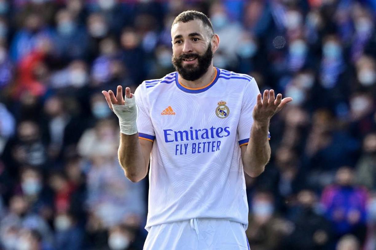 La molestia de Benzema también fue evidente ya que no le salieron las cosas.