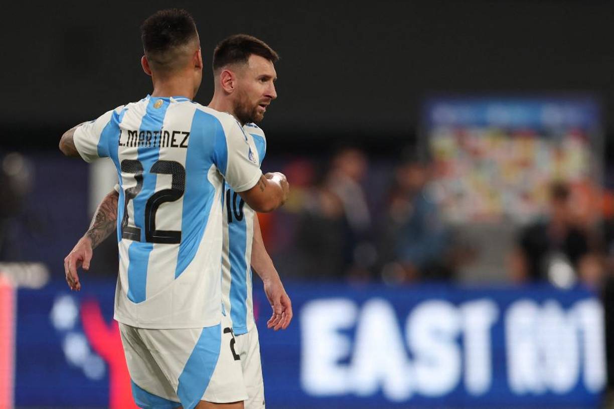 Argentina se quitó de encima el mal recuerdo del MetLife al clasificar a los cuartos de final de la Copa América de Estados Unidos-2024 con una victoria 1-0 sobre Chile, que quedó en una situación comprometida en el Grupo A al disputarse la segunda fecha.