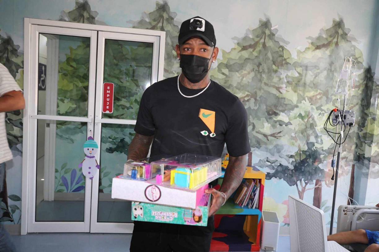 “Es algo que he venido haciendo desde un par de años atrás y este año no lo podía dejar pasar. Gracias a Dios se nos dio la oportunidad de estar aquí”, expresó Quioto a los medios de comunicación.