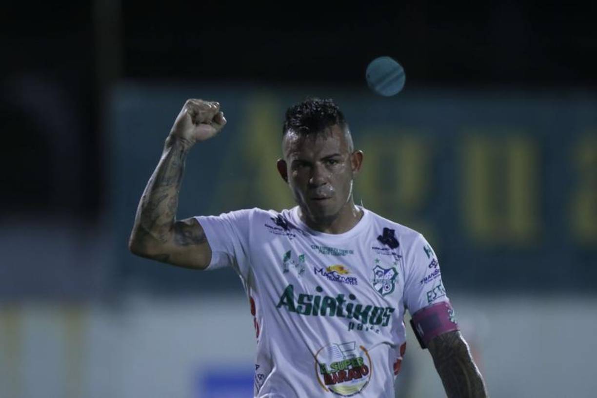 El Platense busca llegar a un acuerdo para renovar el contrato del centrocampista de contención Jorge Cardona.