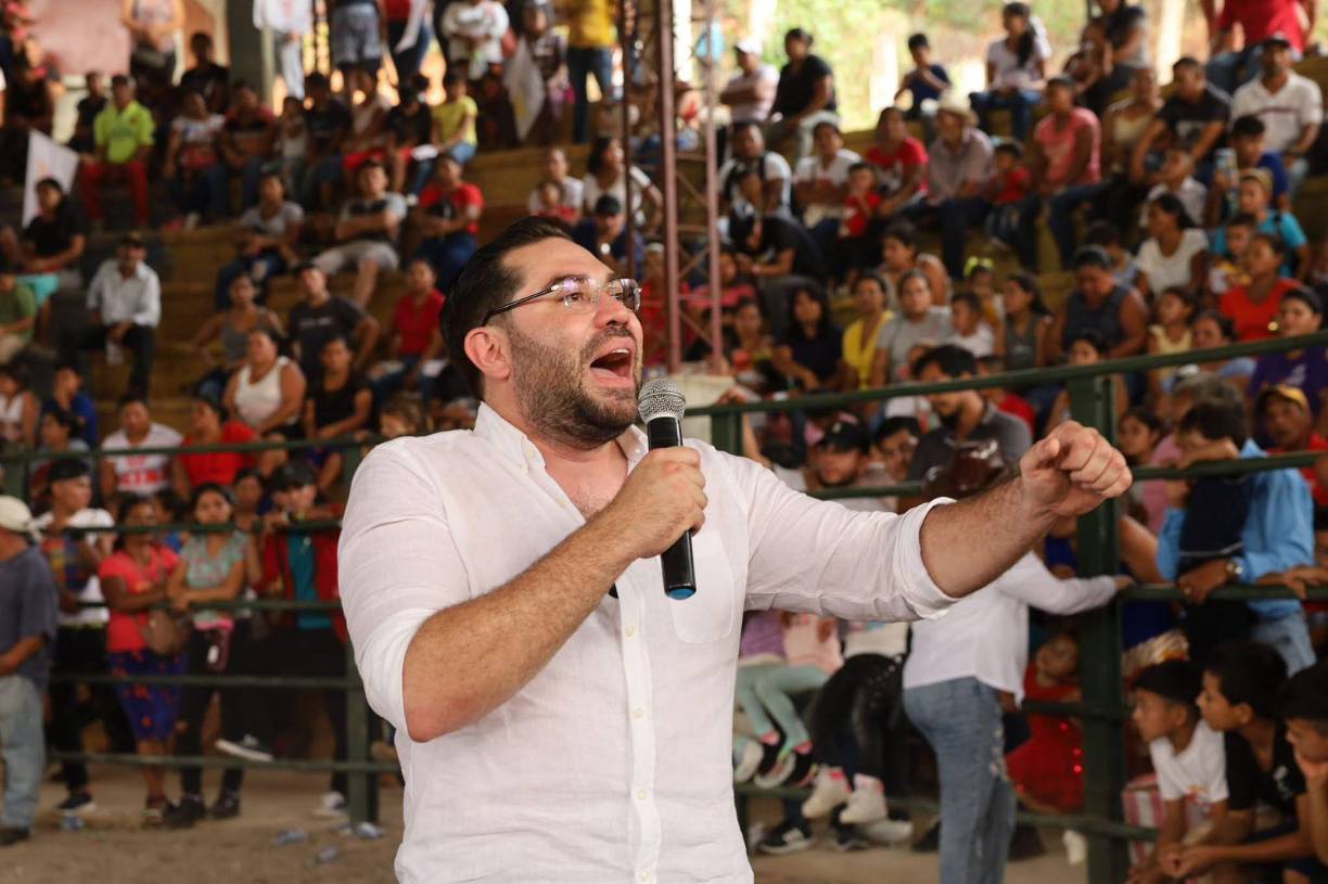 “Se convirtieron en lo que juraron destruir”, puntualizó.