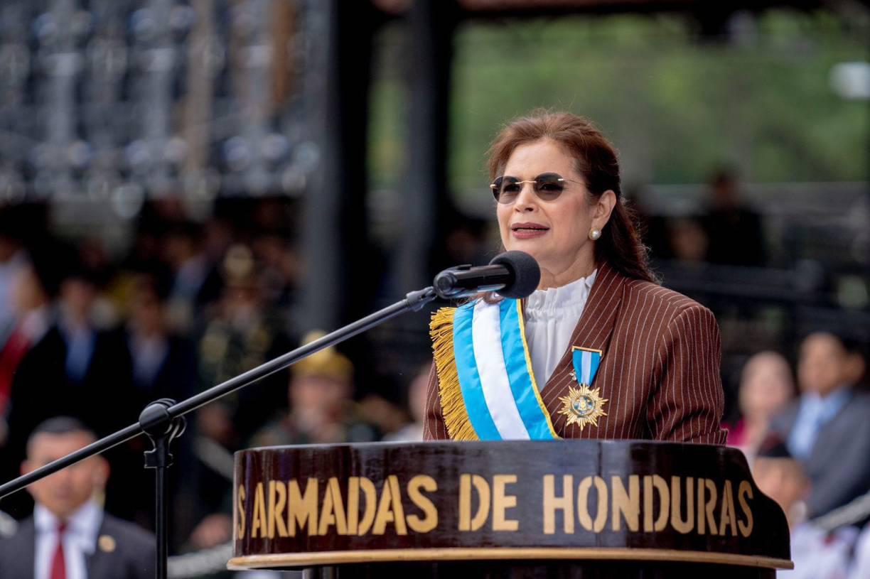 “La denuncia del tratado de extradición es un acto de soberanía frente a un ataque injerencista que pretendía remover de su cargo al general Roosevelt Hernández, jefe del Estado Mayor Conjunto de las FFAA”, manifestó Moncada. 