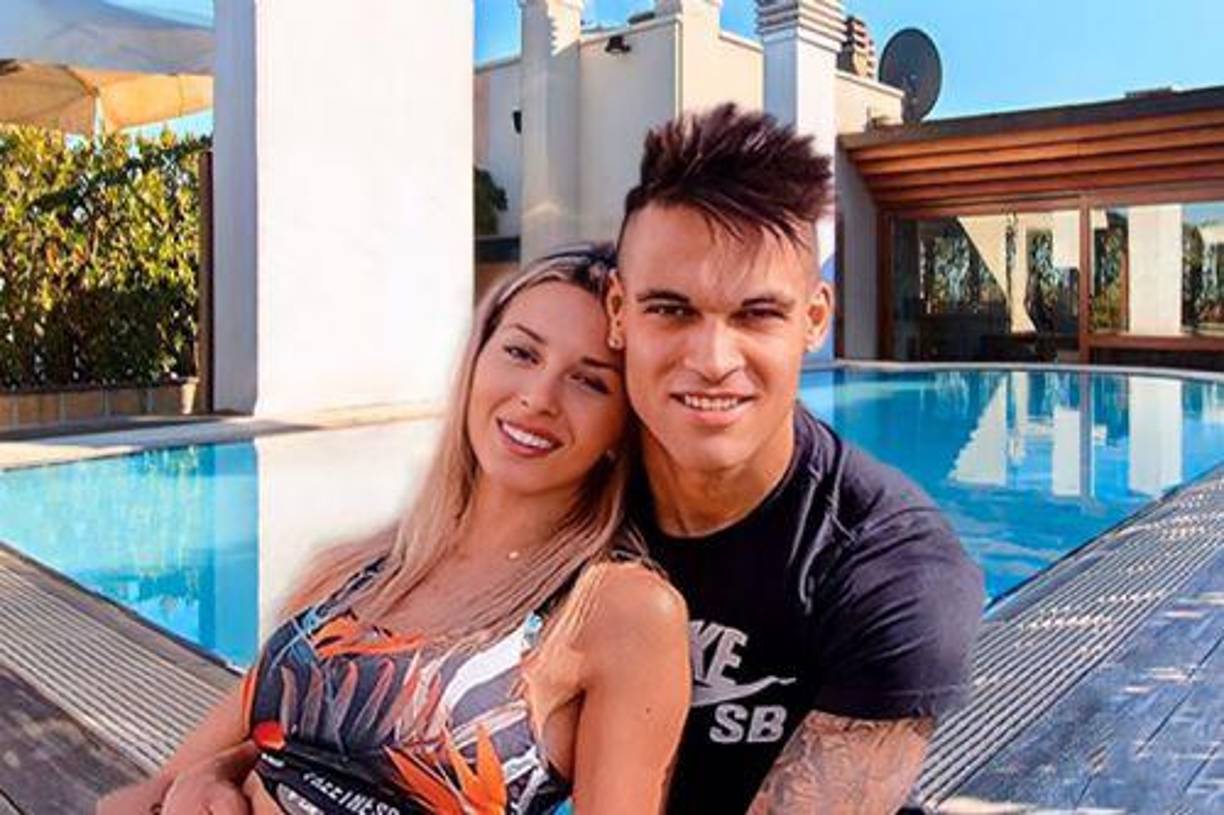 Posteriormente la pareja de Lautaro publicó en sus redes sociales una imagen con un texto que decía “El amor que das es eterno”. Mientras que la descripción señalaba “espero que nunca te arrepientas del amor que diste. Aún cuando las cosas no salieron como esperabas...”