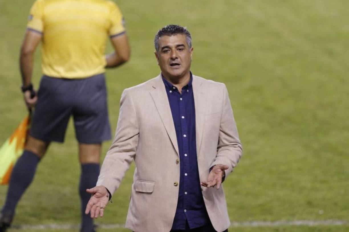 Diego Vázquez, DT de la Selección de Honduras, ha recibido varias críticas en Argentina ya que no votó por Scaloni en los premios The Best.