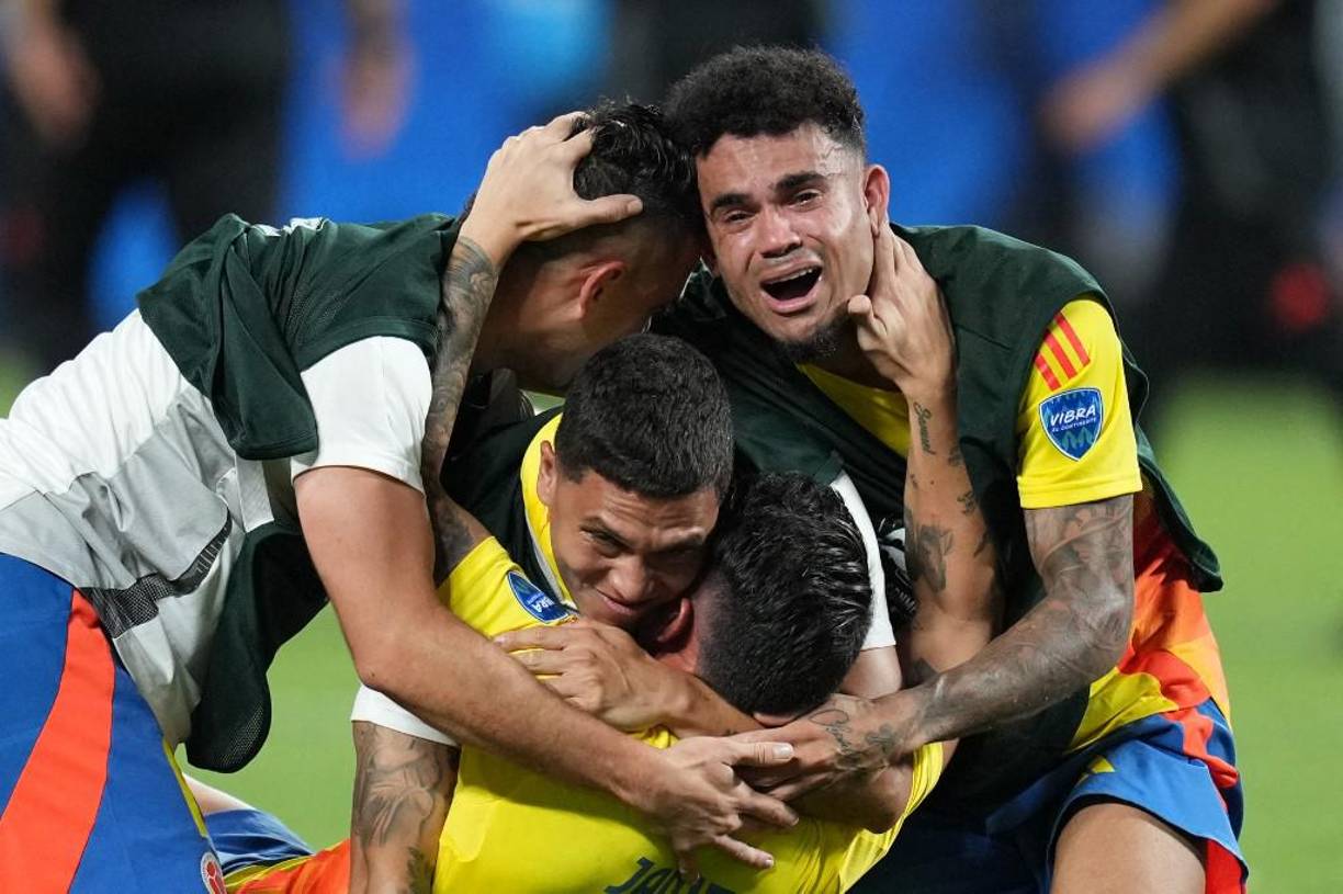 No obstante, Gemini subraya que el fútbol es impredecible y cualquier equipo puede sorprender en una final. <b>Mencionó a Colombia como un equipo joven y talentoso </b>que podría complicar las cosas para Argentina y dar la sorpresa.