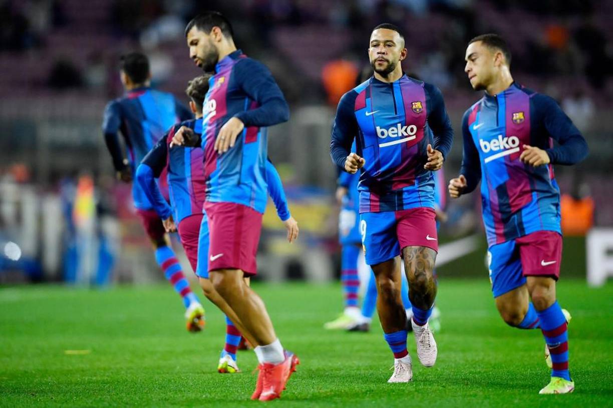  Una correcta alimentación puede evitar lesiones y mejorar la preparación física por lo que Xavi ha decidido que los jugadores tienen que comer en las instalaciones del equipo.