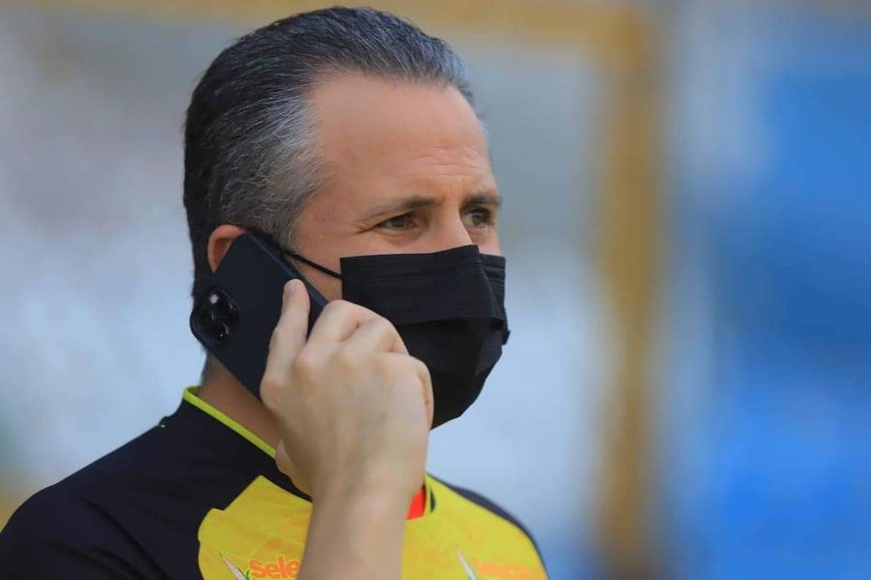 En el Real España no se descarta la incorporación de un mediocampista para encarar el Clausura 2022 de la Liga Nacional.