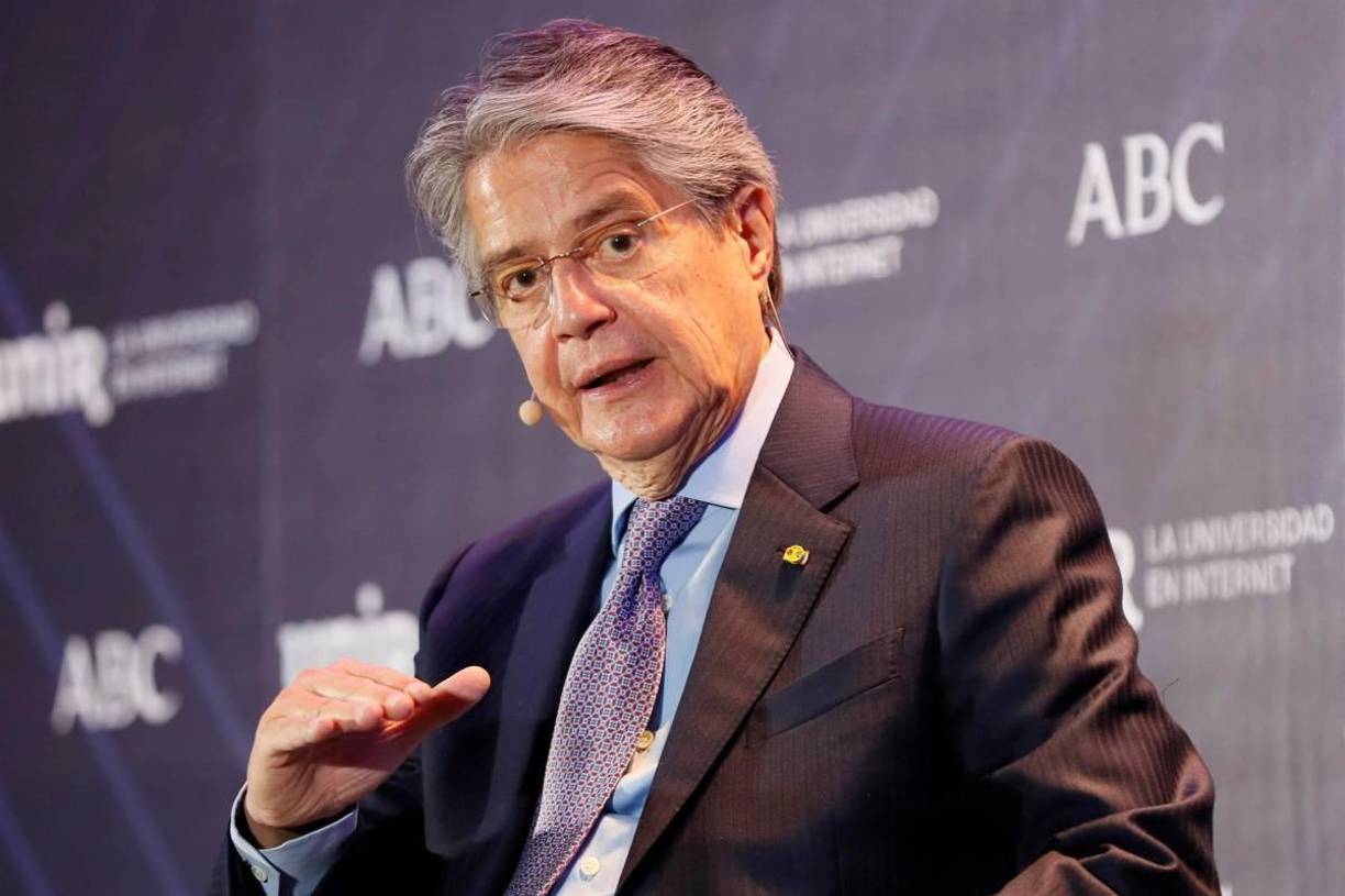 12. Y en la última posición está el saliente presidente de Ecuador, Guillermo Lasso, con una aprobación de apenas el 13%. 