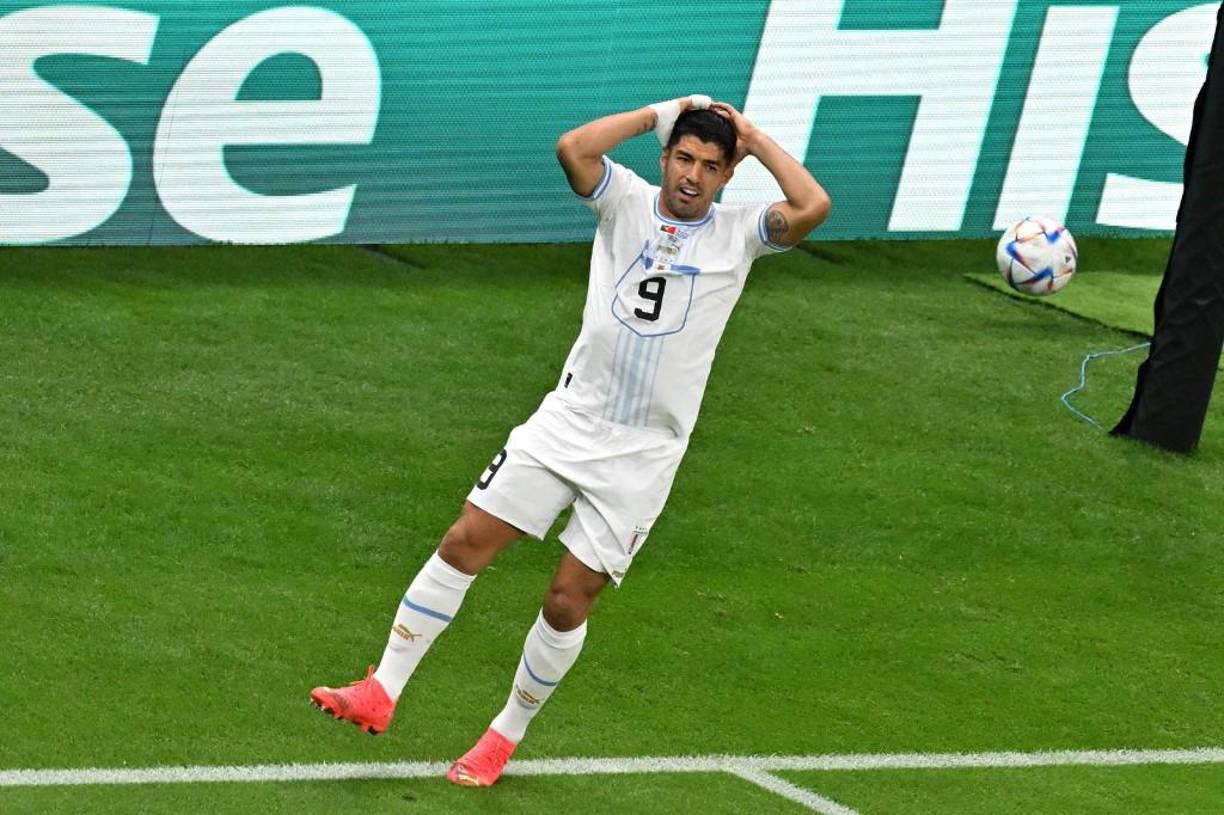 Luis Suárez y su frustración tras la derrota de su selección.