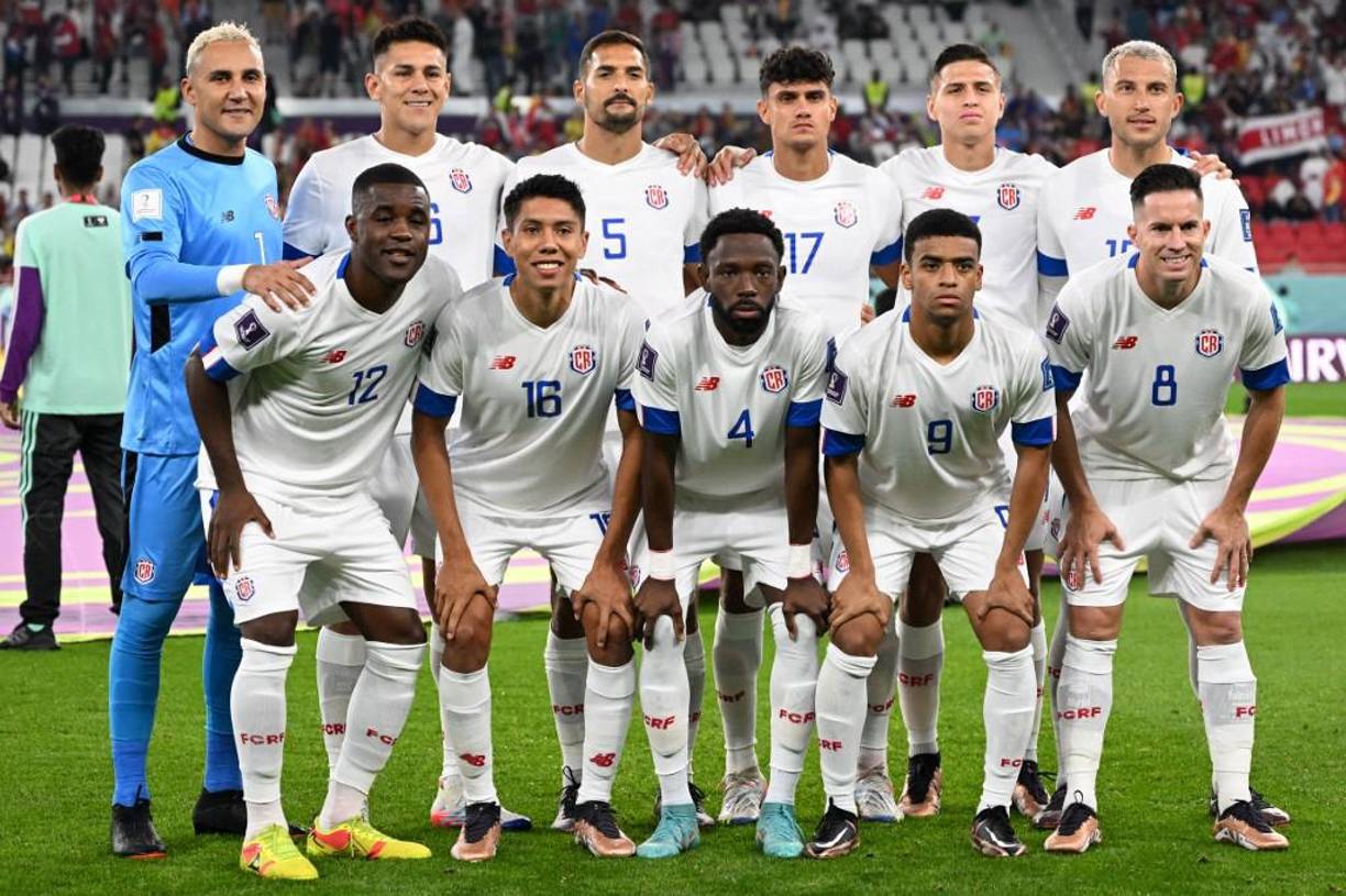 Por otra parte, la prensa de Costa Rica también señala que en la selección tica hay división en la plantilla. 