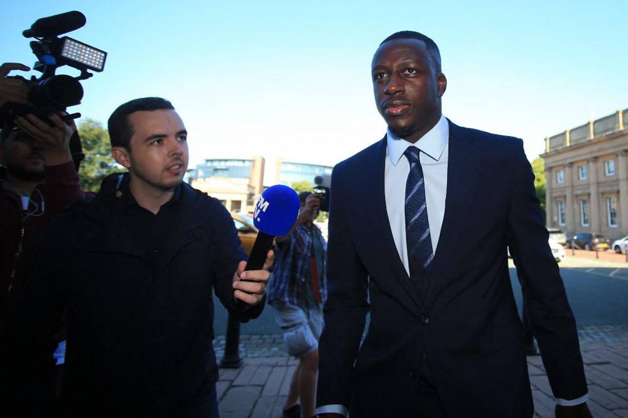 Benjamin Mendy, en el peor de los casos, podría enfrentarse a una pena de cadena perpetua. Aunque algunos especialistas creen que la sentencia acabe oscilando entre los 5 y 20 años de prisión.