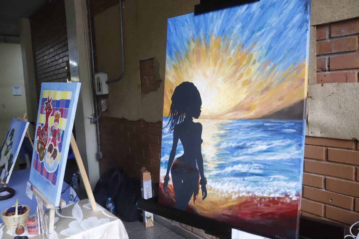 Unah-vs celebra el talento de sus estudiantes con Feria del Artista