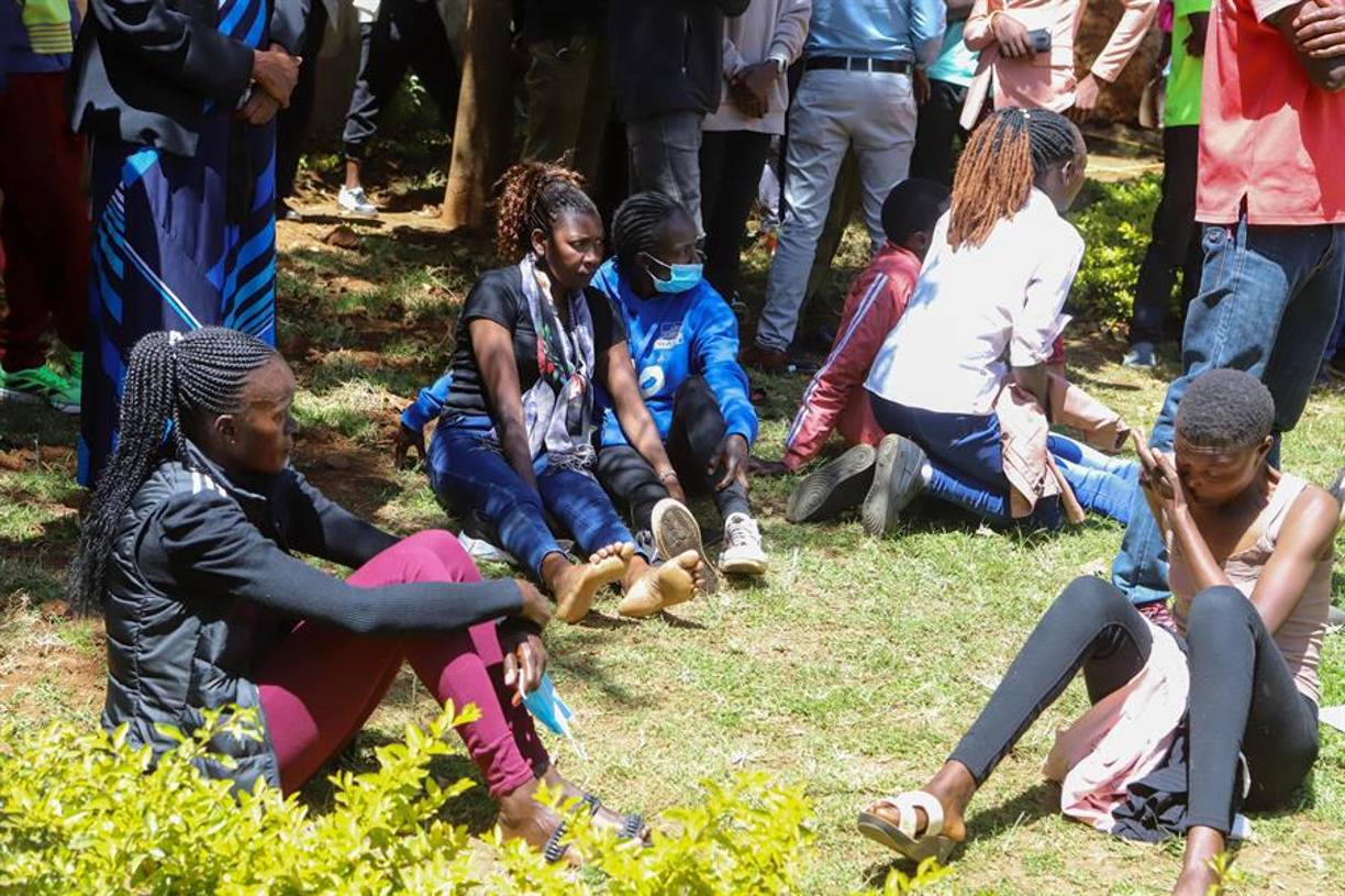 Ahora se han revelado detalles de cómo se produjo la muerte del atleta en Kenia, donde resultó herida una mujer de 32 años. “Estaba tirado debajo del auto”