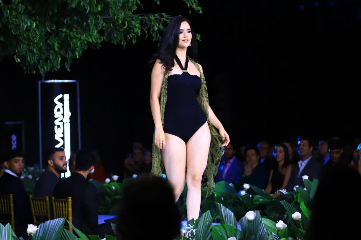 Candidatas de Miss Honduras Universo causan sensación en traje de baño