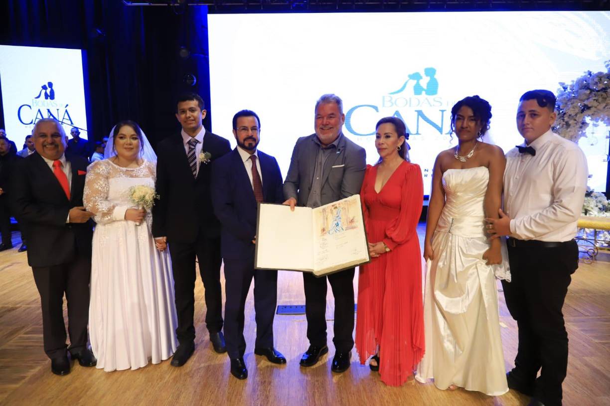 Bodas de Caná: las imágenes que dejó el solemne evento en SPS