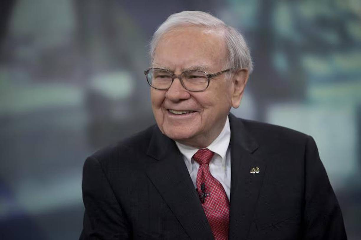 El consejero delegado de Berkshire Hathaway, Warren Buffett, se subió a esta ola, a pesar de no haberse pronunciado sobre su candidato preferido durante la campaña.