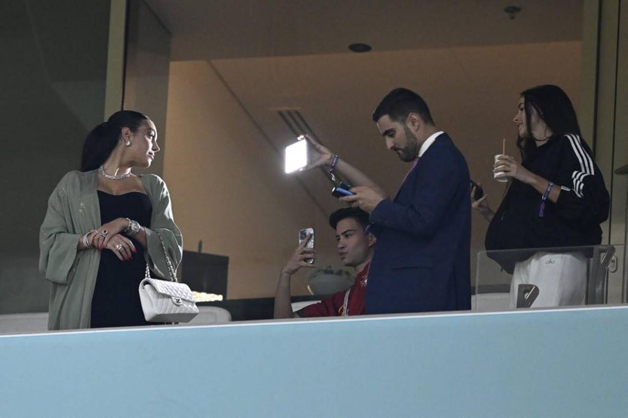 Georgina Rodríguez es la pareja sentimental de Cristiano Ronaldo. La chica estuvo observando el Portugal vs Suiza.