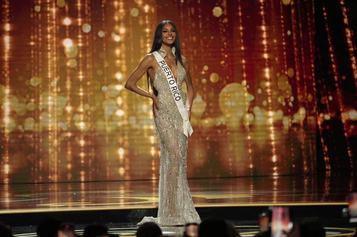 Y es que mientras muchos consideran que la ganadora de Miss Universo 2022 debió ser la representante dominicana Andreína Martínez, otros, como la madre de Miss Puerto Rico, dicen que Andreína no cumplía con las cualidades para entrar ni siquiera al top 3. 