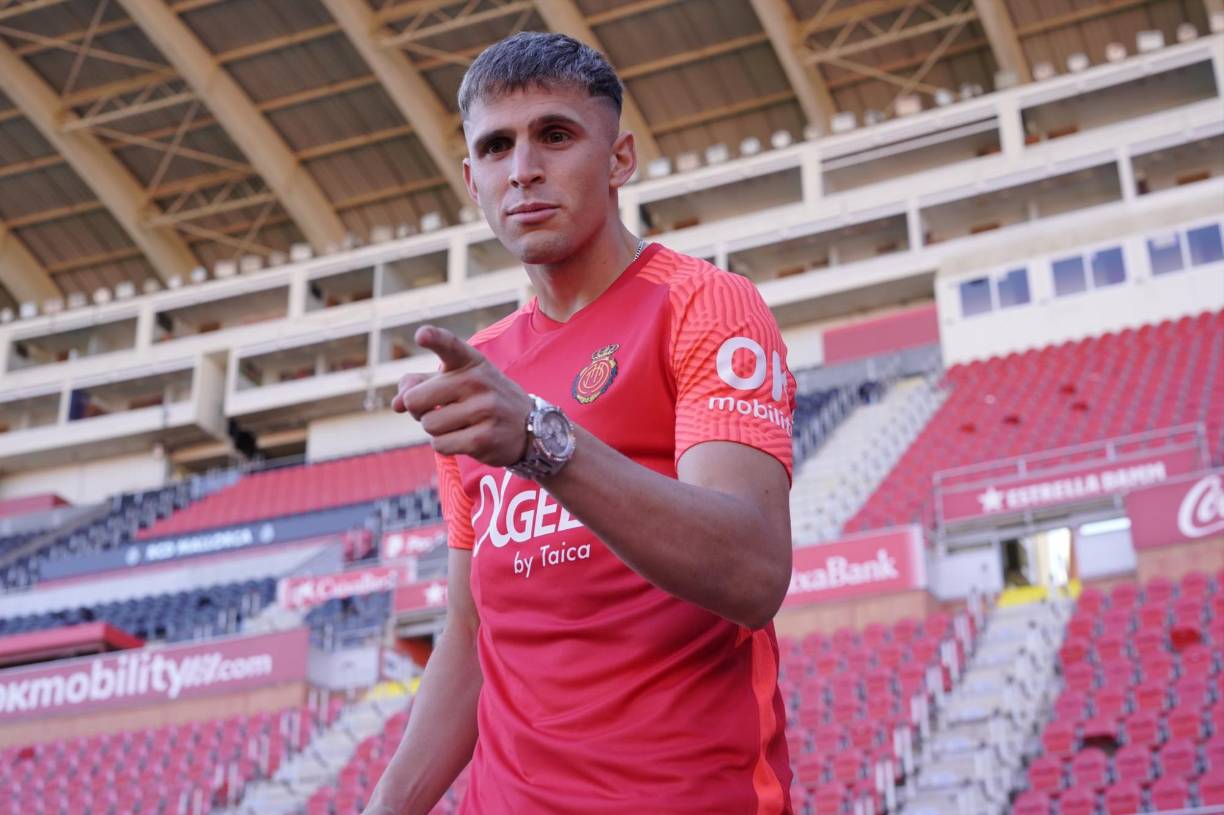 Giovanni González es el segundo fichaje del Mallorca en este mercado de invierno. El uruguayo reforzará el lateral derecho tras la salida de Sastre. El defensa firmó hasta 2024.