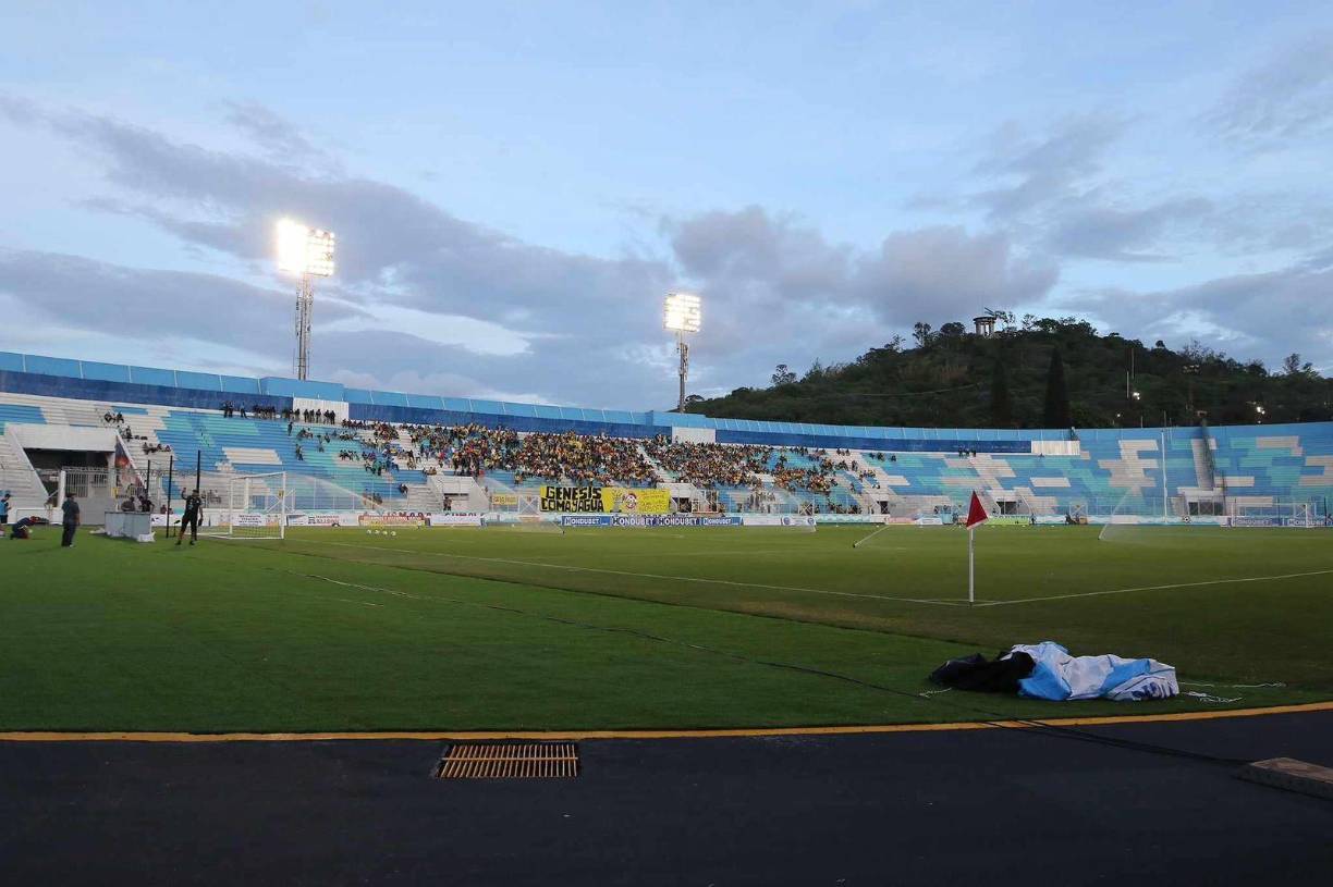 El Estadio Nacional Chelato Uclés es nuevamente el escenario de la finalísima que definía al próximo inquilino de la Primera DIvisión de la Liga Nacional de Honduras.