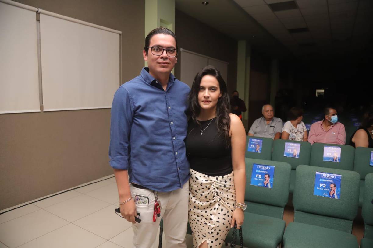 Anubis Bustamante y Kristhel Ávila.