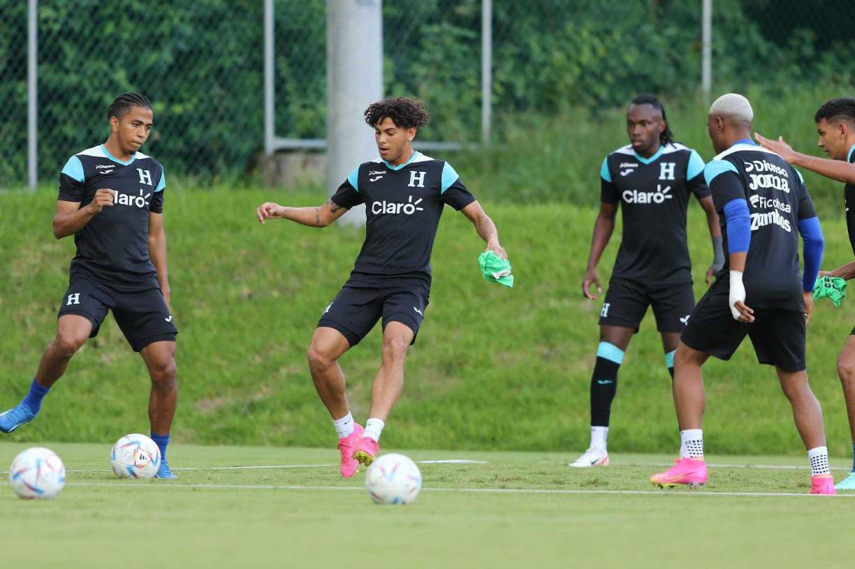 David Ruiz, futbolista del Inter Miami de Lionel Messi, durante su práctica. El catracho espera tener minutos ante México por la Nations League.
