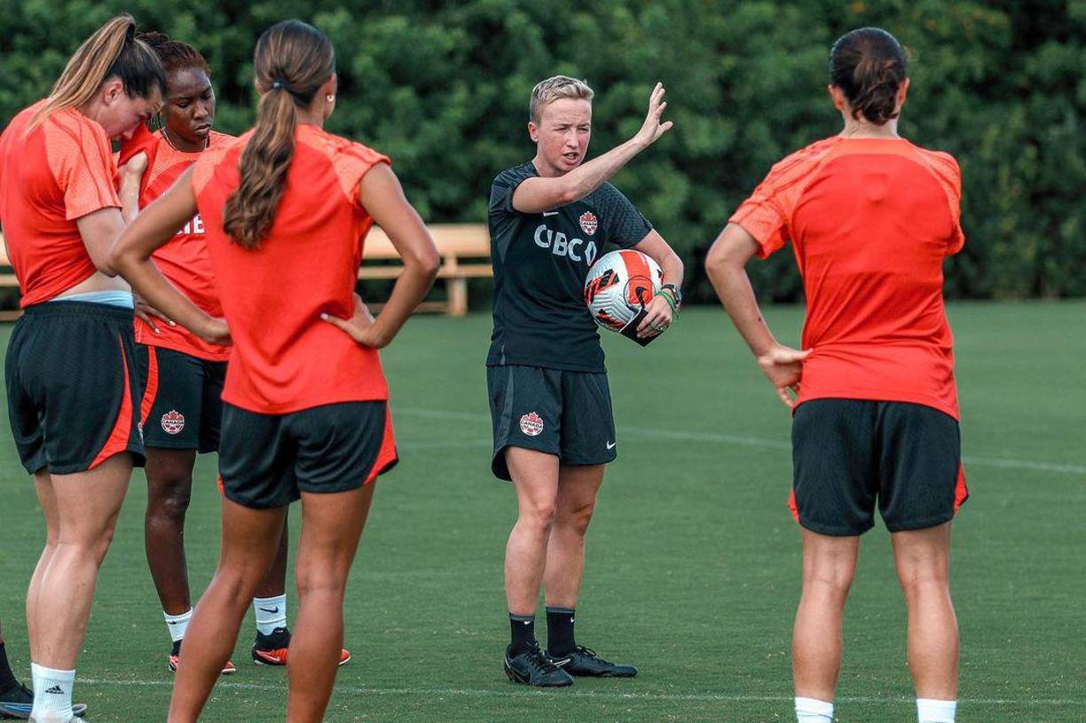 Ante la prensa, Blue dijo que se habían producido “fallas francamente inaceptables” e “incidentes éticos” por parte de miembros del equipo técnico canadiense. 