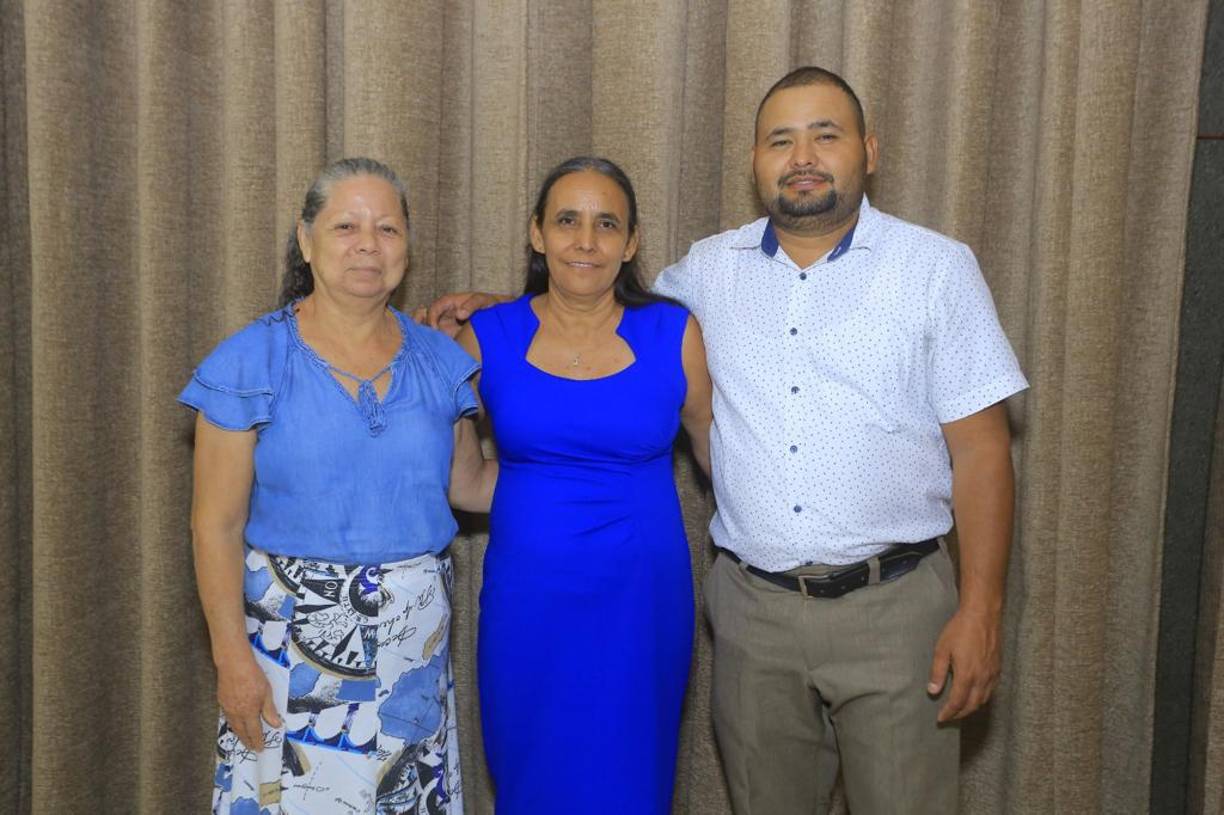 María Elena Hernández, Concepción García y Mauricio Mata.