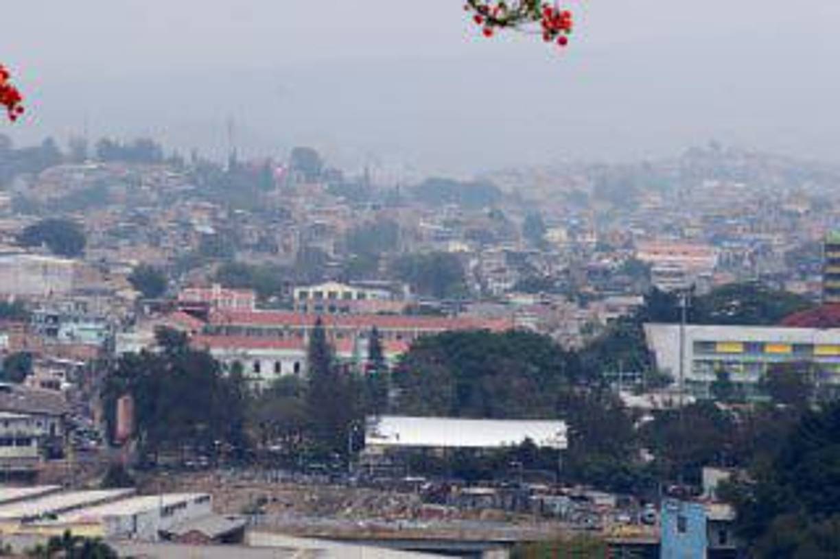 Para los expertos, lo ideal es <b>evitar la exposición prolongada</b> al polvo.