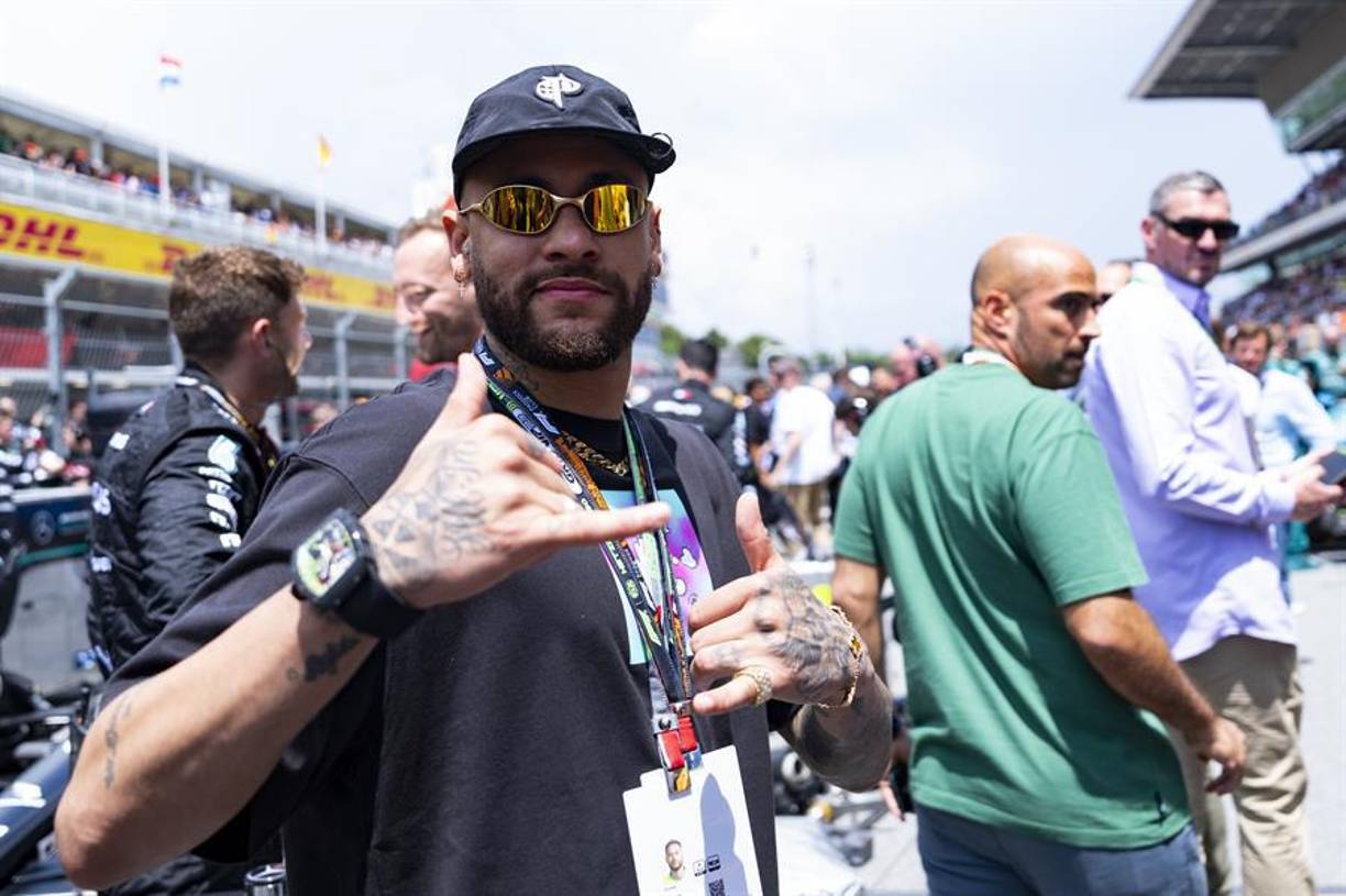 “Tengo casi 31 años, no estoy muy bien de salud y, por eso, realmente vi que no tengo a nadie que deje mis cosas en caso de que las pierda”, confesó el aficionado.