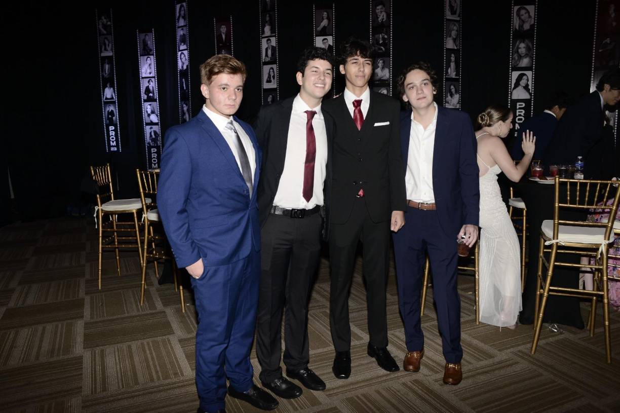 Erick Zummar, Emanuel Santos, Jorge Ramírez y Anthony Berkeley