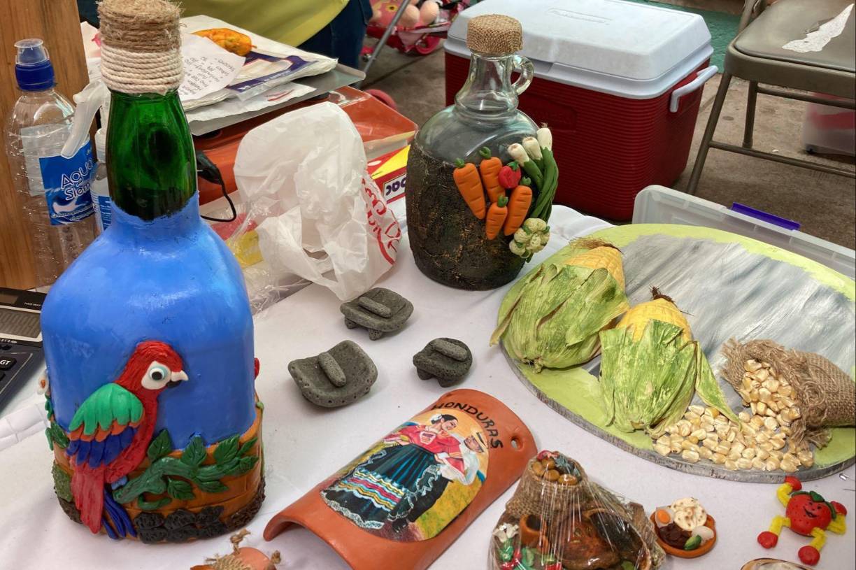 Hoy en día, a pesar de ser uno de los municipios con altos índices de pobreza, se caracteriza por el alto desempeño en oficios de sus pobladores. En estos prevalecen costumbres, tradiciones y cultura regional, así como la elaboración de comidas típicas como tamales, totopostes, cerditos horneados, frijoles y tortillas.