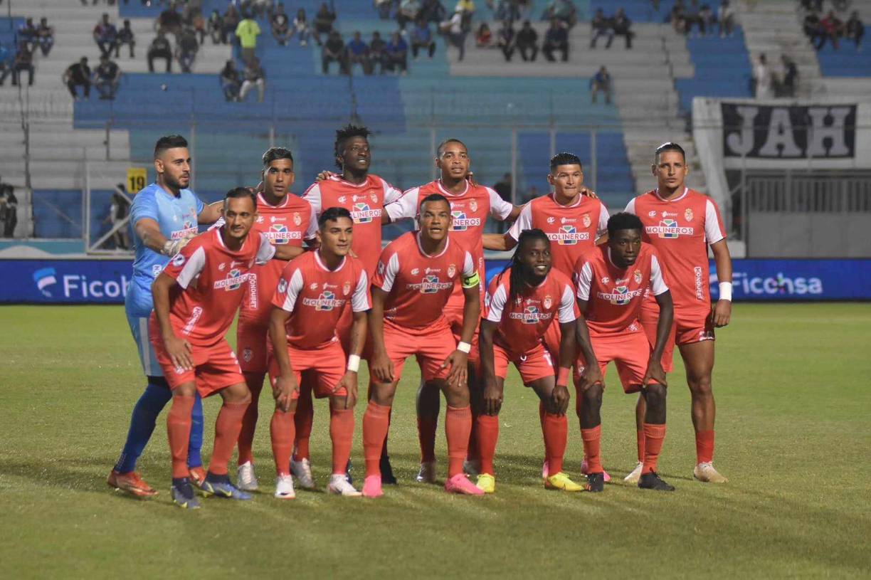 La alineación que envió Jhon Jairo López ante el Ciclón Azul en el Estadio Nacional Chelato Uclés. 