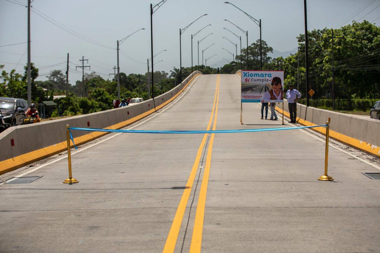 Ayer martes, la presidenta de la República, Xiomara Castro, asistió a la inauguración de la obra, que beneficiará a miles de ceibeños. 
