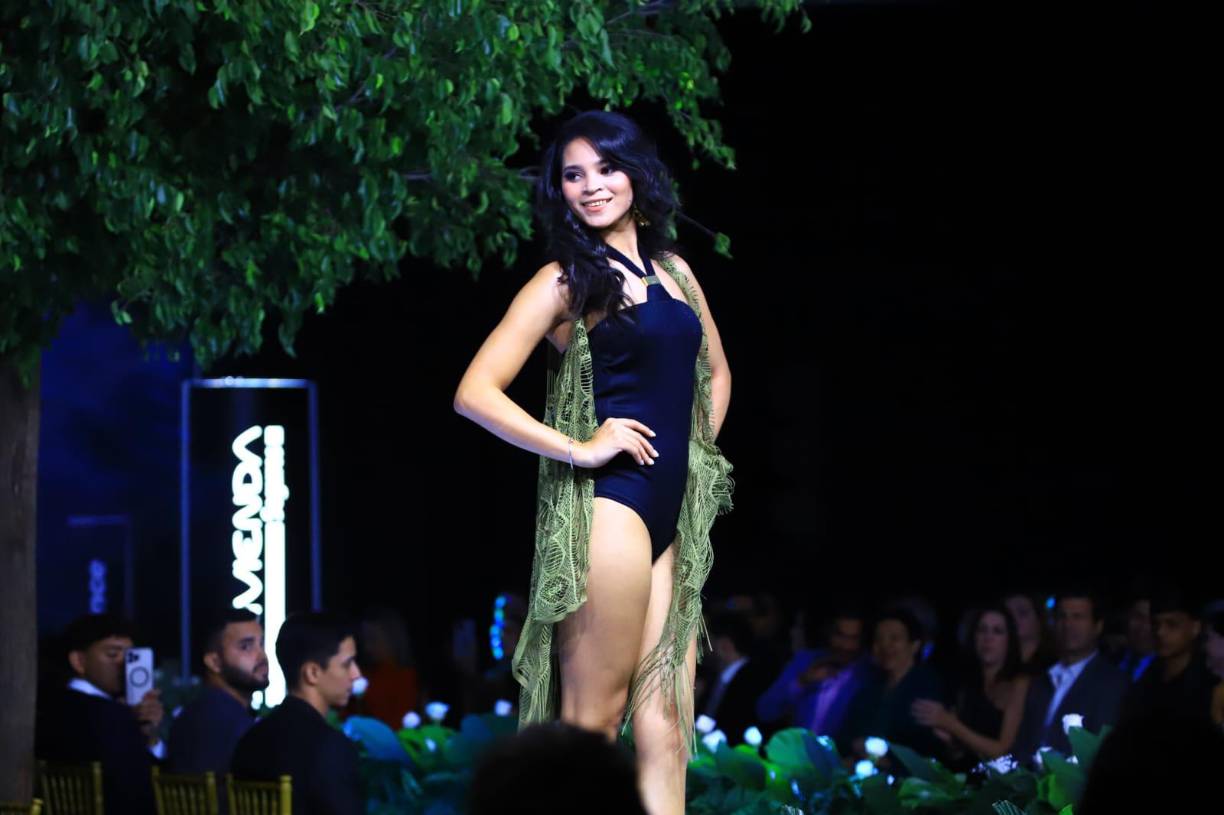 Candidatas de Miss Honduras Universo causan sensación en traje de baño