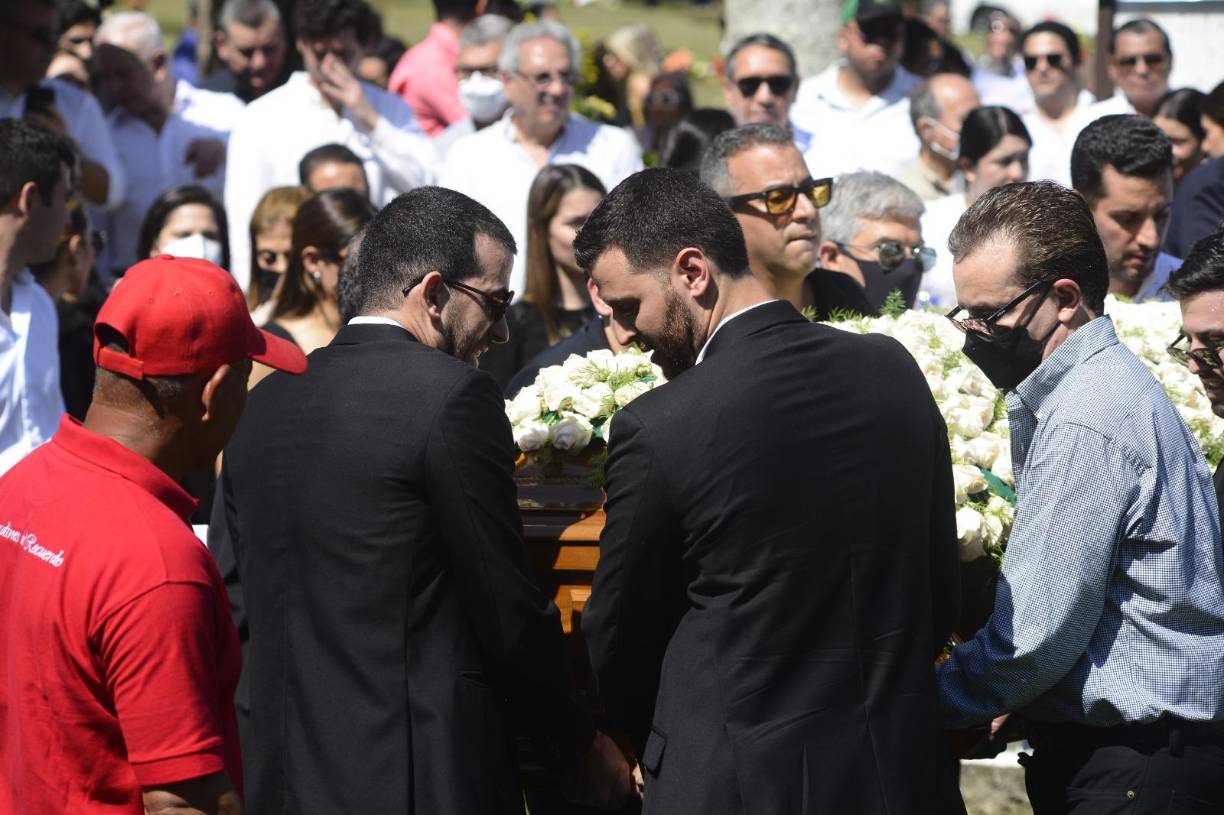 El empresario era un hombre muy sabio y franco. Era buscado por presidentes, empresarios más jóvenes y políticos para escuchar sus consejos, además podía relatar la historia de Honduras en primera persona porque la vivió y fue parte de ella.