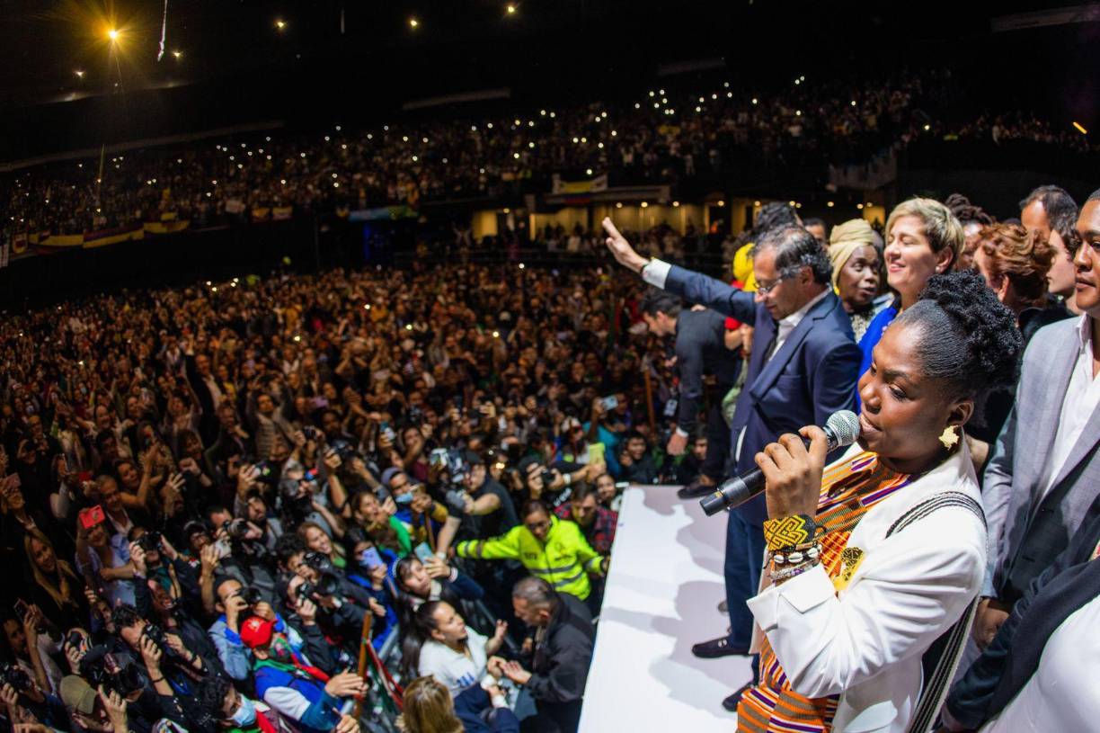 Márquez se dio a conocer en esta campaña con un discurso feminista, ambientalista y de izquierda y por su propuesta de “vivir sabroso”, una corriente de los pueblos afro que defiende la paz y la armonía con la naturaleza.