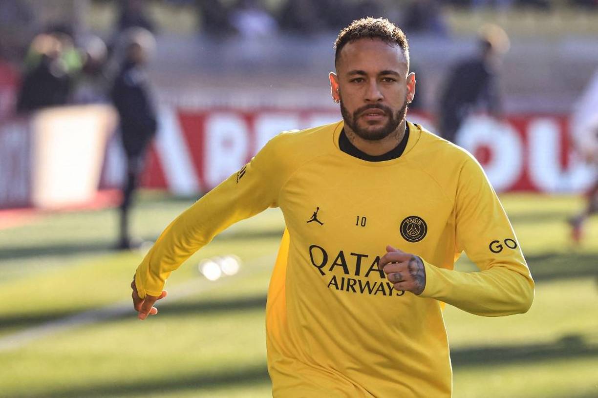 <b>“Él se permite hacer esto el martes, el domingo por la noche... Es molesto, pero por suerte pasa pocas veces al año</b>”, señaló un hombre un vecino llamado Thierry.