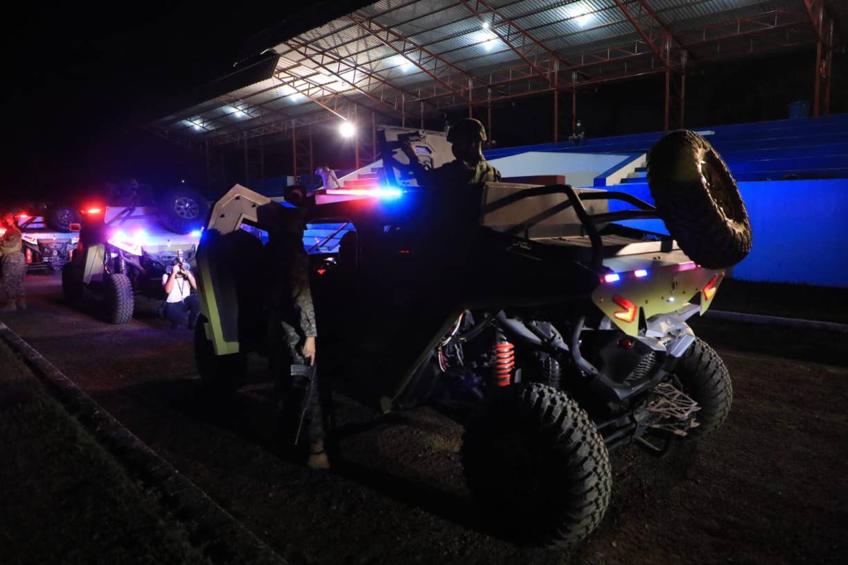 Los modernos vehículos fueron adquiridos por el Gobierno de Bukele como parte de la fase 3 del Plan Control Territorial.