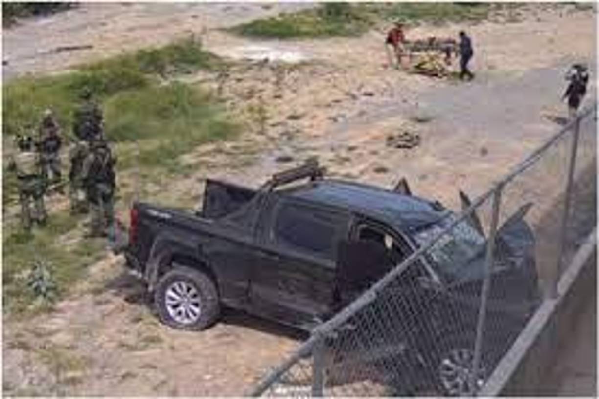 Pero el gobernante mexicano defendió que en su Gobierno “cuando hay un abuso, cuando hay un exceso, cuando se violan derechos humanos, tiene que castigarse a los responsables”, por lo que ya se investiga el último hecho, que ocurrió el 18 de mayo. “Ya se inició el proceso para profundizar en la investigación y ya están a punto de ponerse a disposición, los responsables, de las autoridades competentes. Todos los que participaron”, aseguró.