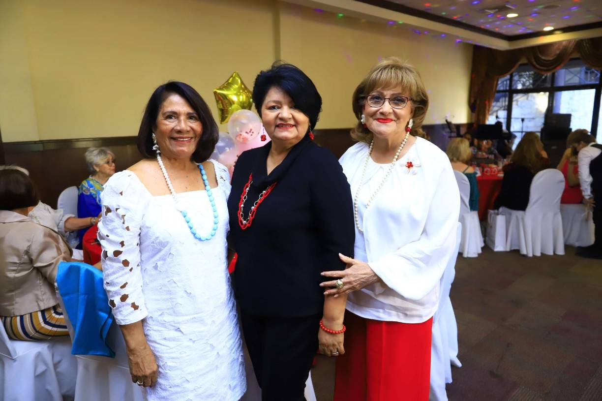 Vilma Karow, Lupita Monge e Iris de Irias