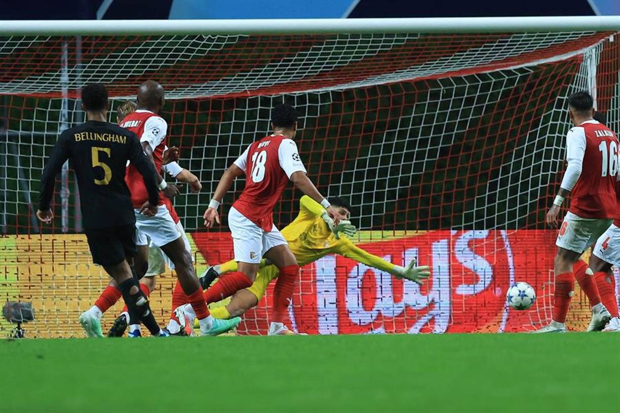 El inglés anotó su tercer tanto en tres partidos de Champions League.