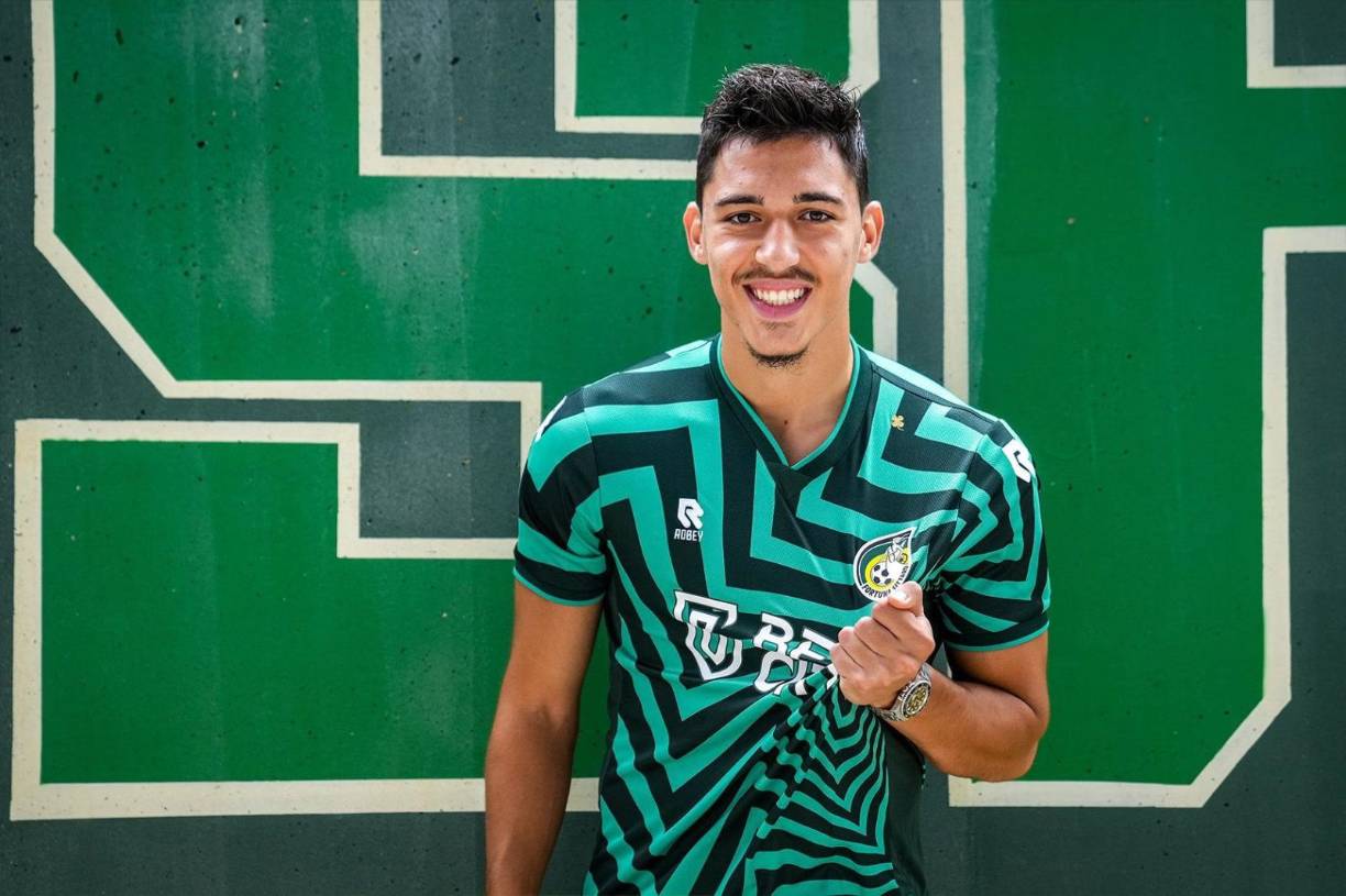 El Milan ha anunciado la cesión de Marko Lazetic al Fortuna Sittard de la Eredivisie.