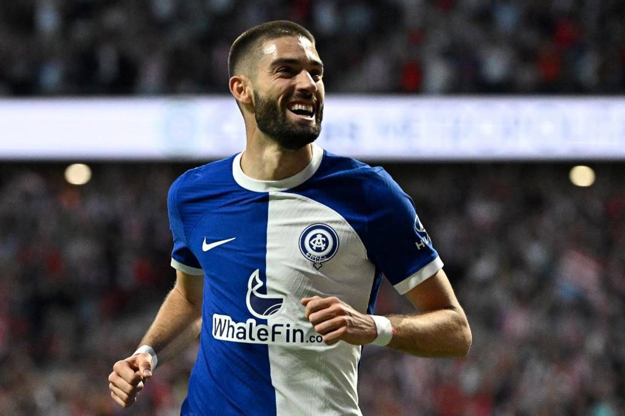 Yannick Carrasco: El volante belga del Atlético de Madrid llegaría al FC Barcelona.