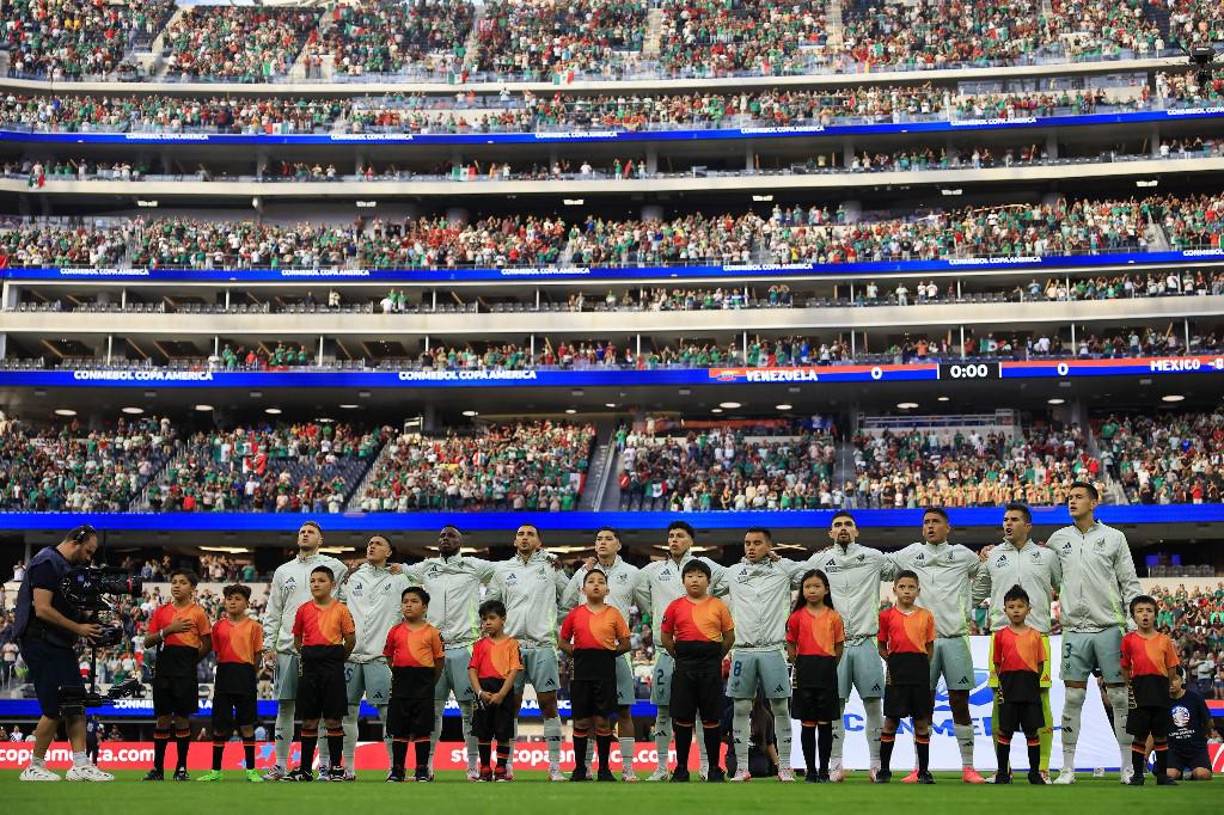 Buscando un posible resultado exacto, se le preguntó a la inteligencia artificial cómo quedaría el partido en Copa América, mismo que no es muy bueno para México.