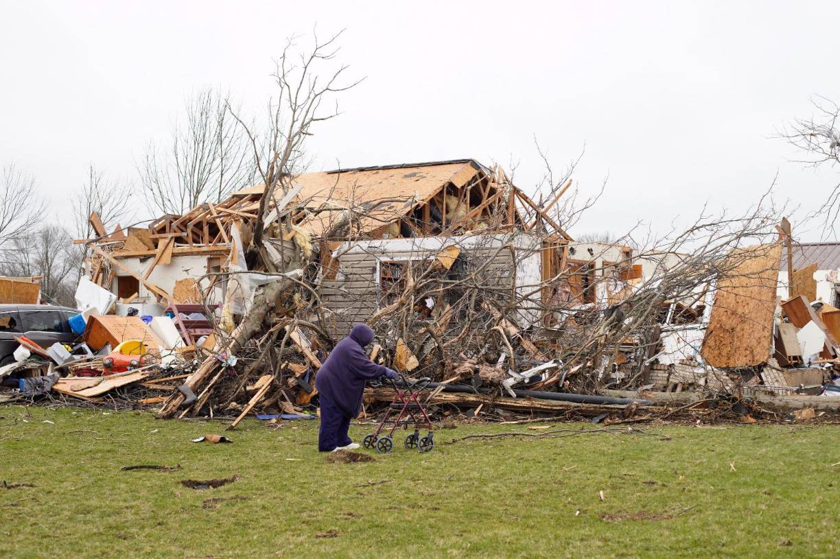Enormes tornados sacuden ciudades enteras de Estados Unidos