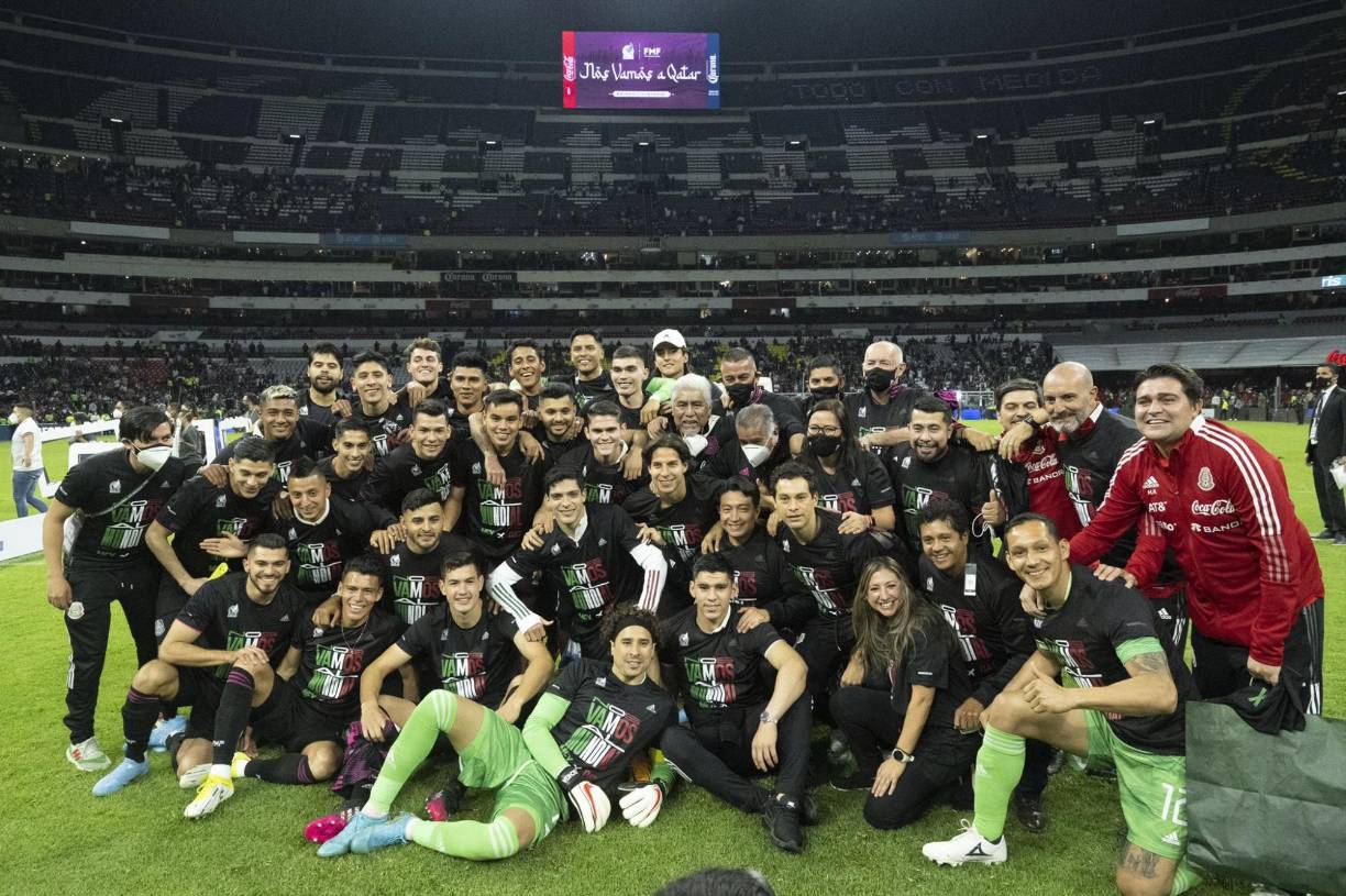 México - La selección mexicana es uno de los equipos que suele animar los mundiales de fútbol, pues sólo ha faltado a 5 de las 22 ediciones. Ocho es la mayor cantidad de veces que México se ha clasificado a la Copa del Mundo de manera consecutiva. Esta cifra se acaba de cosechar con la obtención del boleto a Qatar 2022.