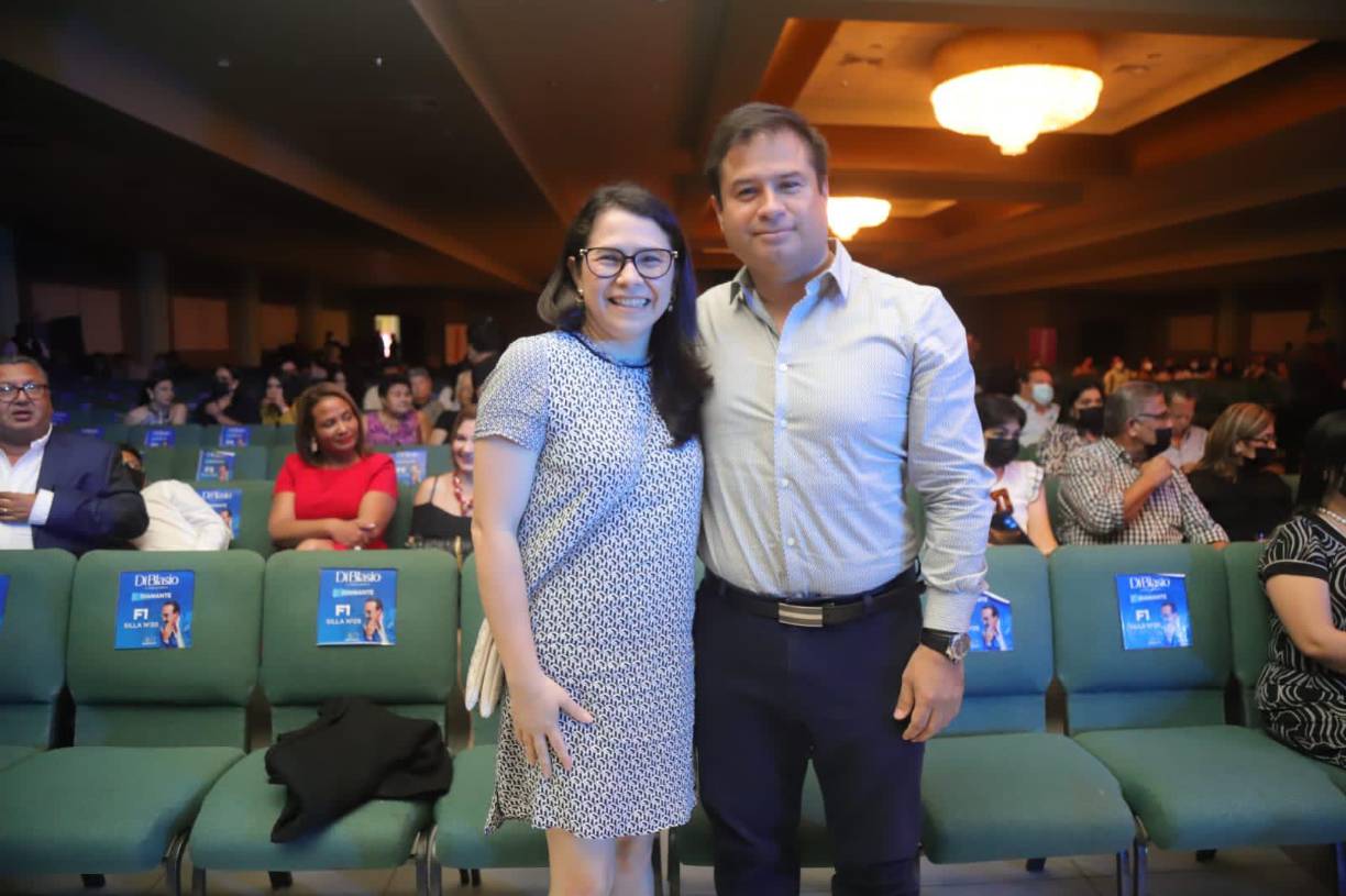 Dinora Mejía y Eduardo Kieffer.