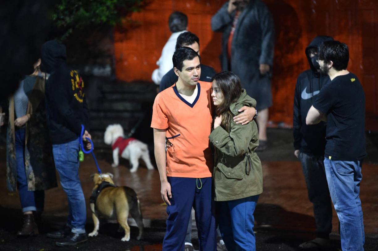 El sismo se registró a la 01H47 GMT del miércoles y tuvo su epicentro 11 km al sureste de Acapulco, Guerrero, en el sur de México.